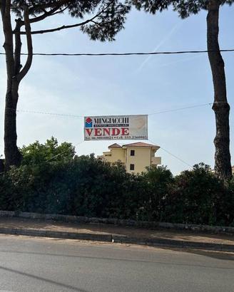 Terreno di 1109 m² a Nettuno