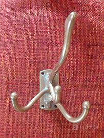 Attaccapanni in ottone