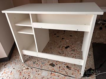 Scrivania ilea bianca