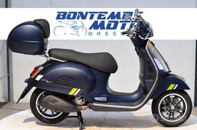 VESPA GTS 300 Super Tech - 1.000 KM + BAULETTO