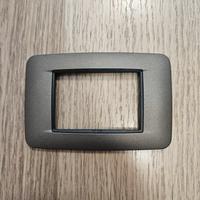 Placca Eikon Round 20683.14 Titanio Matt