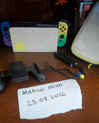 Nintendo switch oled + custodia Splatoon3 