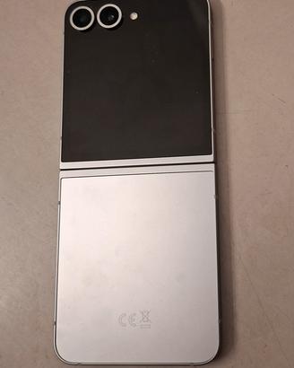 Samsung Galaxy ZFlip 6