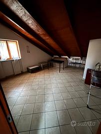 Mansardato termoautonomo arredato