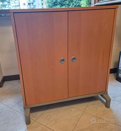 Mobiletto ufficio IKEA GALANT con ante faggio