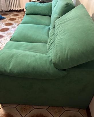 Divano letto in alcantara