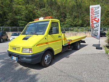 Carroattrezzi iveco 35-10