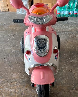 Vespa a batteria per bimba