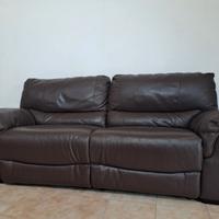 Divano in pelle con due alzate elettriche separate