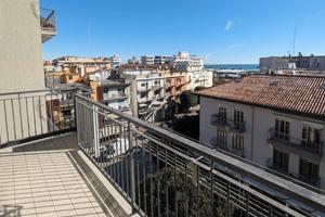 IN CENTRO con 2 camere e 4 posti letto