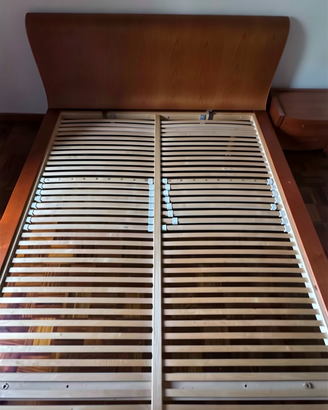 Letto matrimoniale 