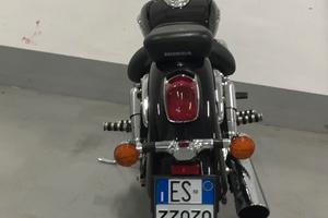 Moto Honda custom shadow  750