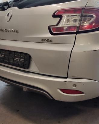 Paraurti posteriore RENAULT MEGANE del 2011