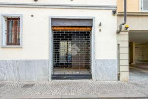 NEGOZIO A CODOGNO