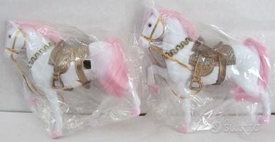 Cavallini in plastica