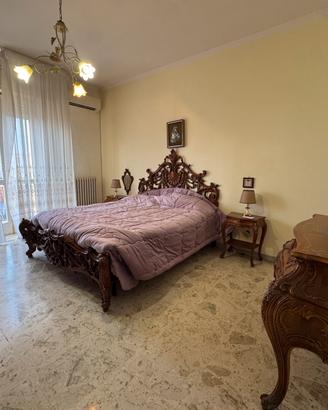 Camera da letto stile barocco