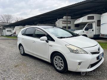 Prius 7 posti testata pompa acqua new con fatture