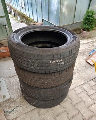 Gomme CONTINENTAL 215/55 R18H