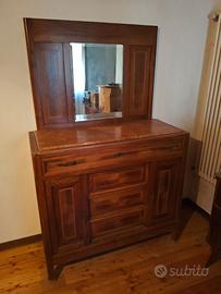 Cassettiera in legno di noce con piano in marmo