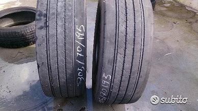 305 70 19.5 brigestone camion autocarro usate