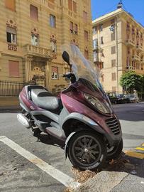 piaggio mp3 250