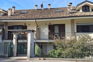 6 LOCALI A CASTIGLIONE TORINESE