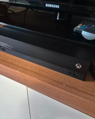 Xbox One X - 1 Tb