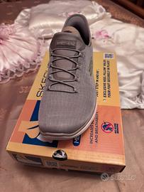 Skechers