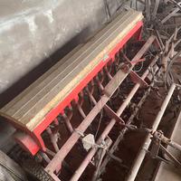 Seminatrice meccanica