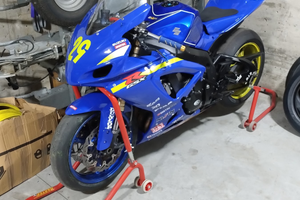 Gsxr 600 2006 pronto pista