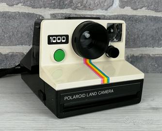 macchina fotografica polaroid 