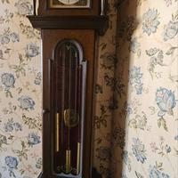 orologio a pendolo da terra