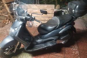 Piaggio Beverly S 250 nero meteora