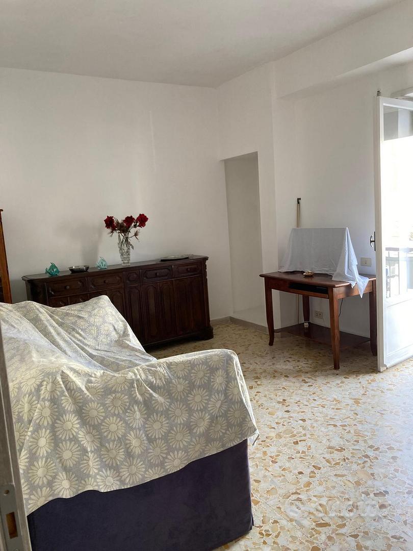 Apartment in Pomezia, Area Produttiva, Primavera - Vista 3