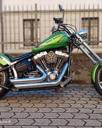 Harley Davidson Rocker C  1584 cc