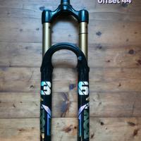 Fox 36 Factory 160 mm Grip 2