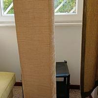 Lampada da terra con paralume