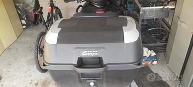 bauletto per moto scooter GIVI 
