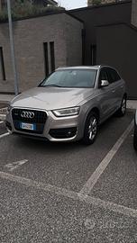 Audi Q3 tetto panoramico