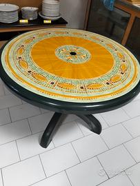 Tavolo rotondo resina 