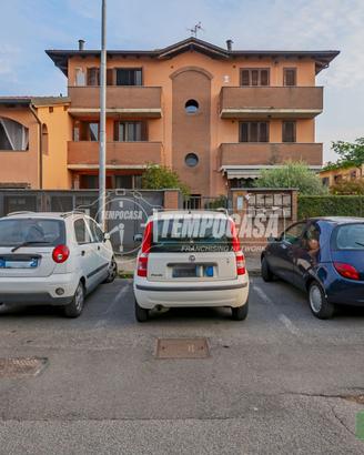 SPLENDIDO TRE LOCALI CON GIARDINO PRIVATO BOX AUTO