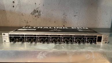 Behringer Ultralink Pro MX882