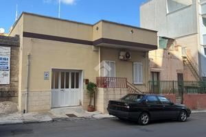 CASA INDIPENDENTE A BRINDISI