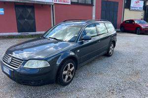 Volkswagen Passat 1.9 TDI/130 CV cat Var. H.line