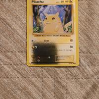 carta pokemon di pikachiu