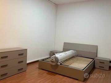 Camere climatizzate per studentesse -Corso Sicilia