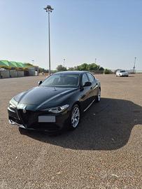 Alfa Romeo Giulia Sprint 2.2