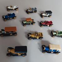 Modellini di auto d'epoca