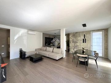 PORZIONE DI BIFAMILIARE A COSTA VOLPINO