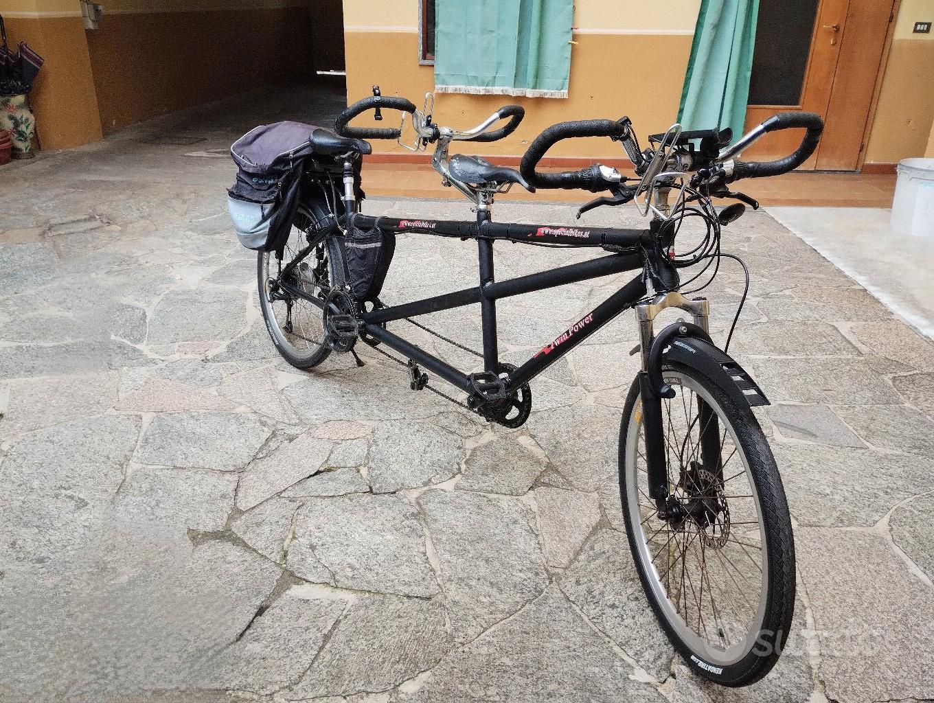 Pedalata Assistita Bicicletta A Due Posti Usata Tandem A Pedalata